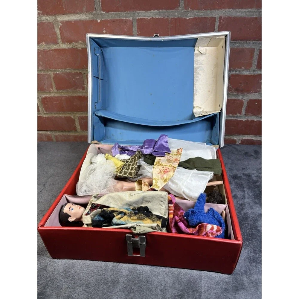 Vintage 60s Barbie Doll Accessory And Clothing Lot With 5 Dolls And Case